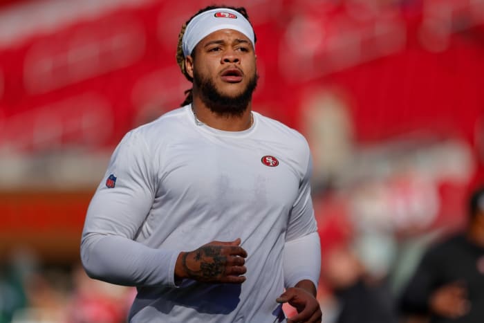Jan 7, 2024; Santa Clara, California, USA; San Francisco 49ers defensive end Chase Young (92) before the game against the Los Angeles Rams at Levi's Stadium.